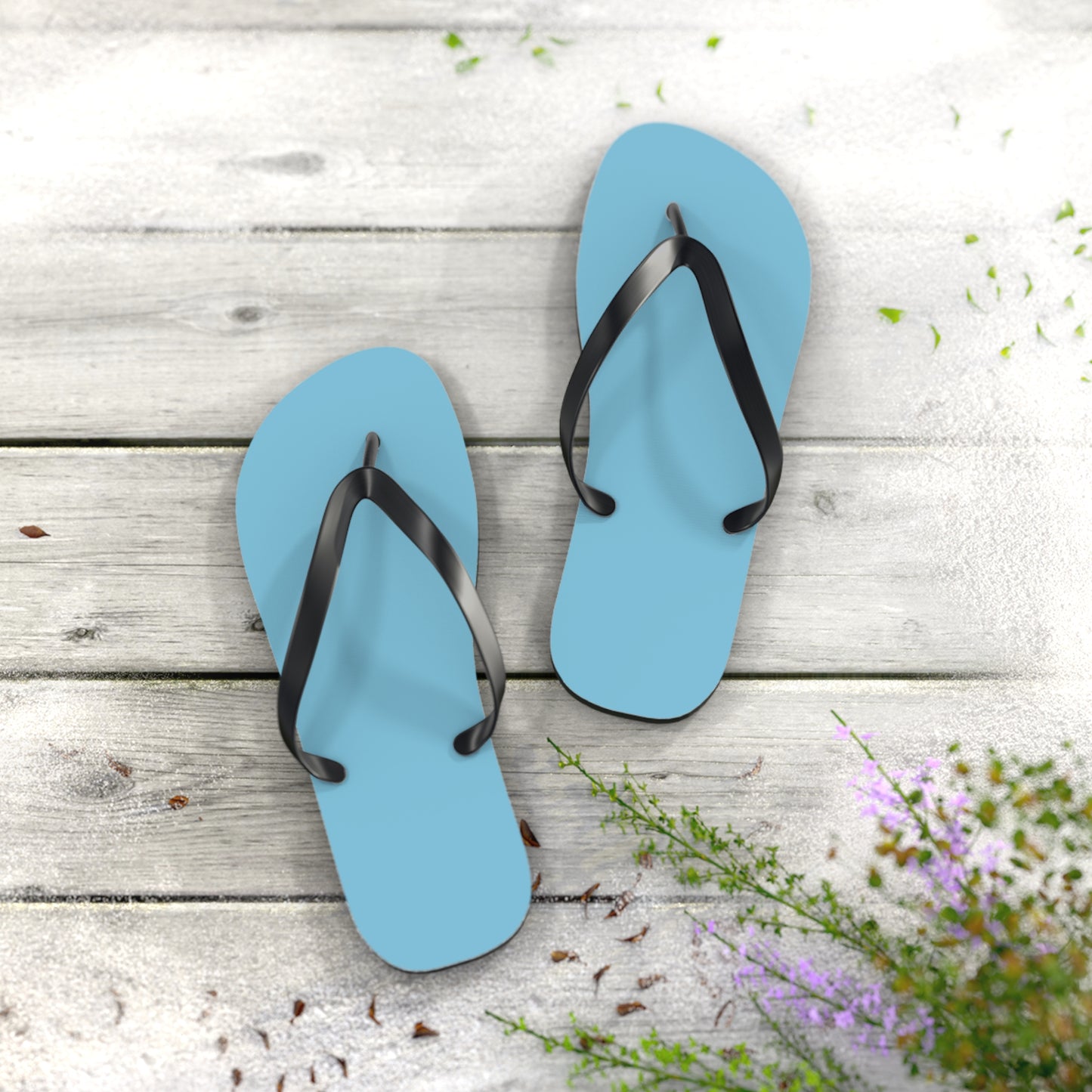 True Holiday Aquarium Blue Blue Solids Flip Flops
