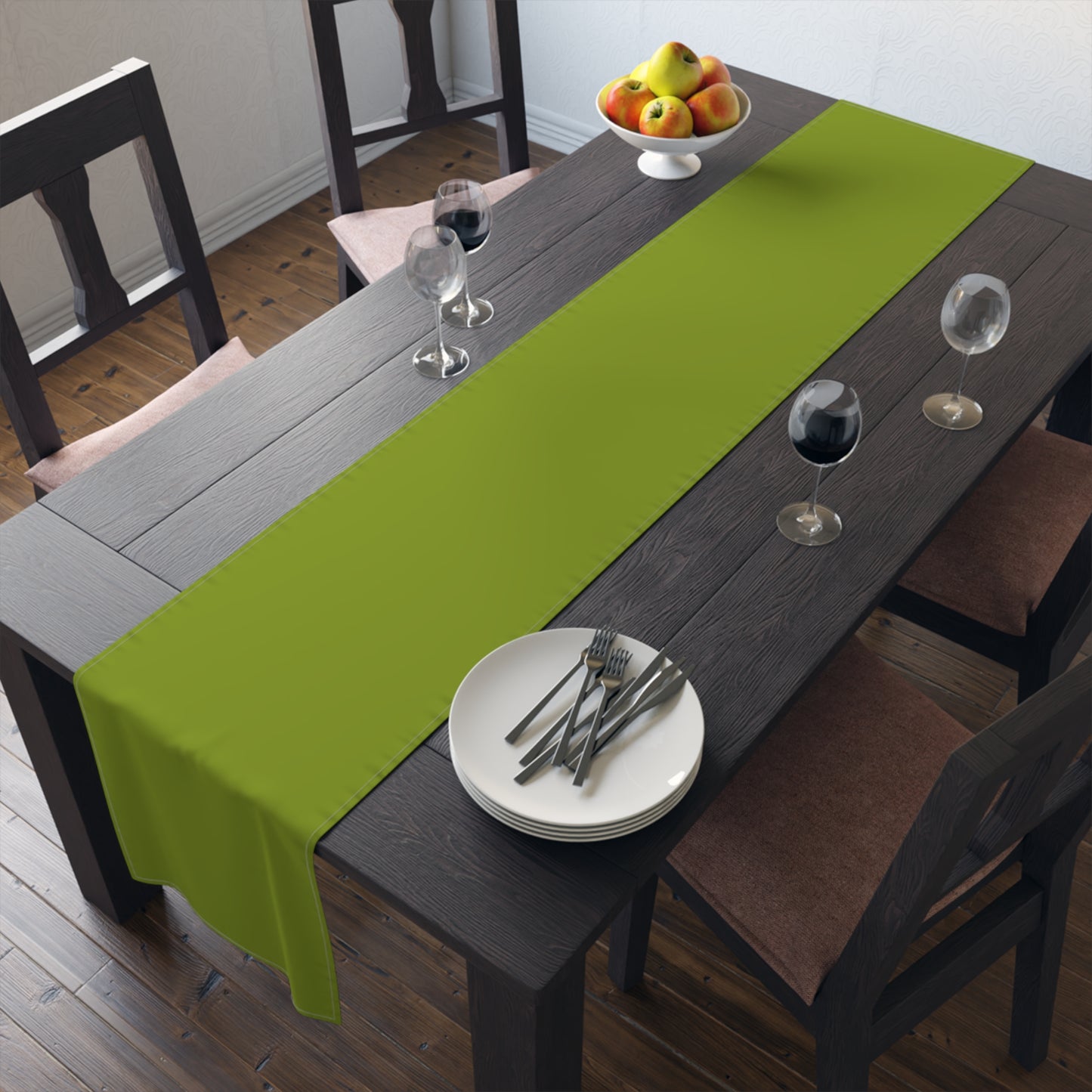 True Holiday Iguana Green Solids Table Runner